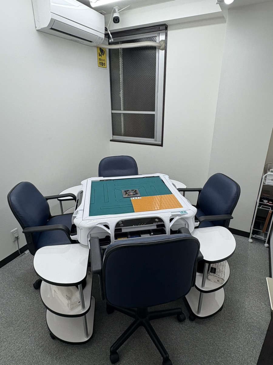 ノーマル-roomB【新宿三丁目店】